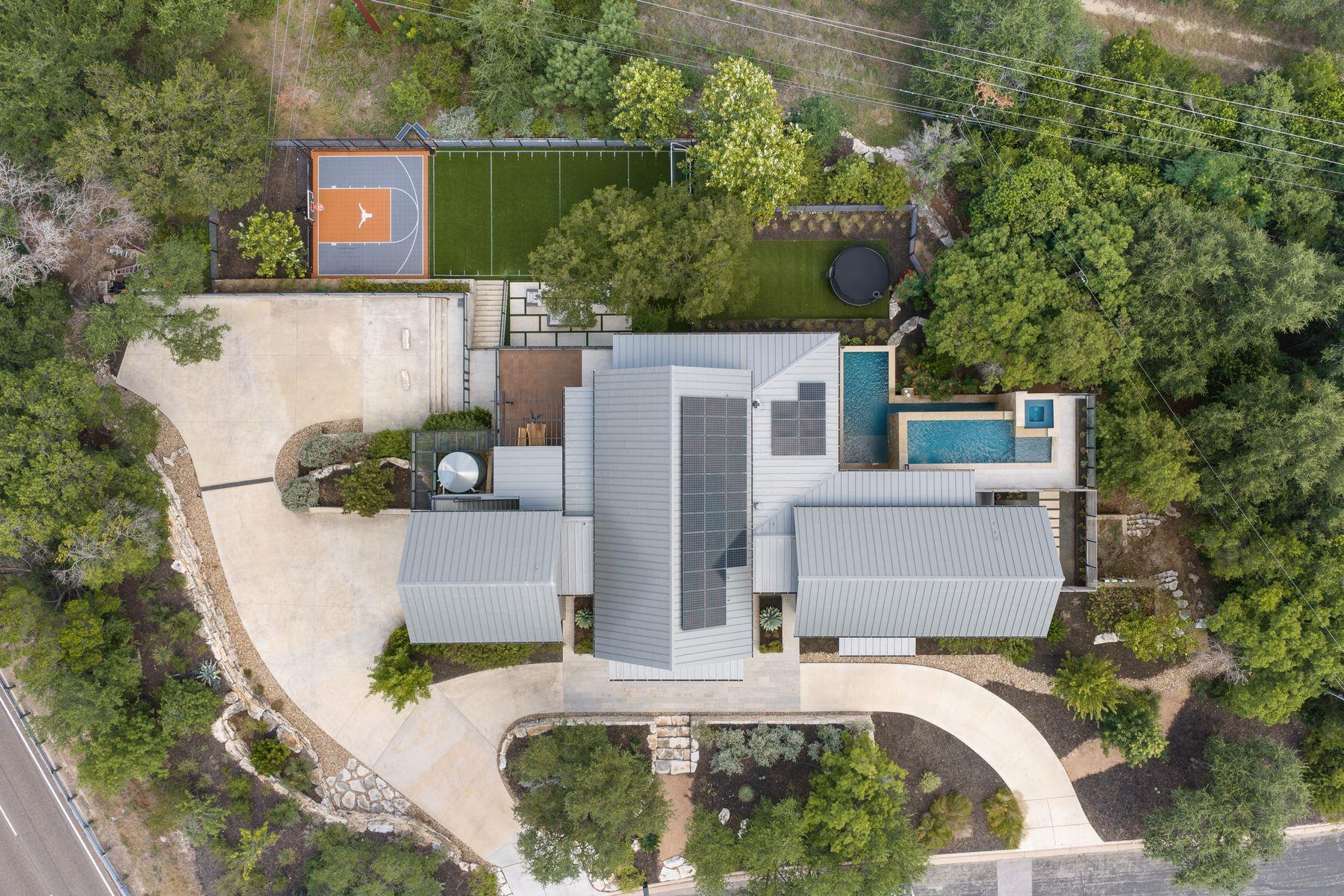 5605 Creek Mountain