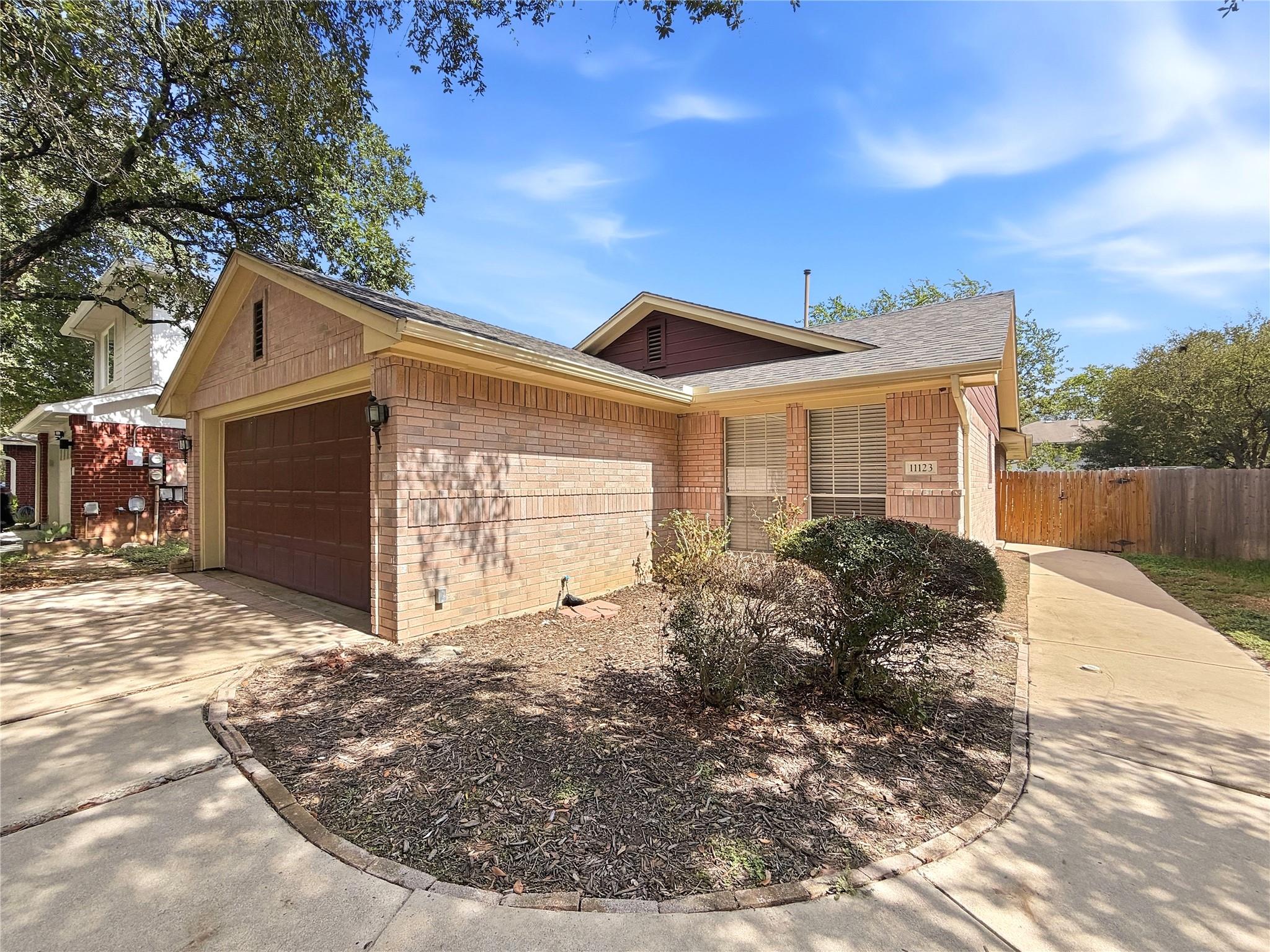 11123 Canterbury Tales LN