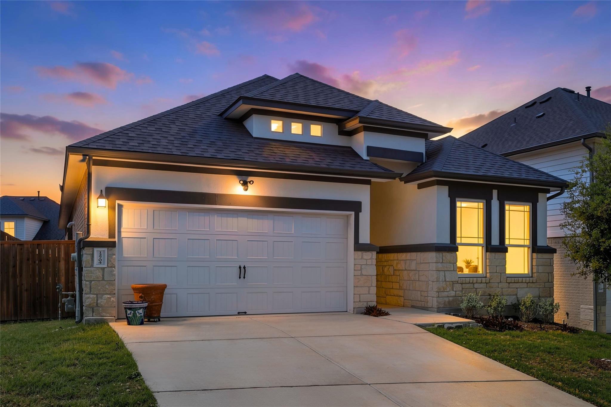 12704 Bloomington DR