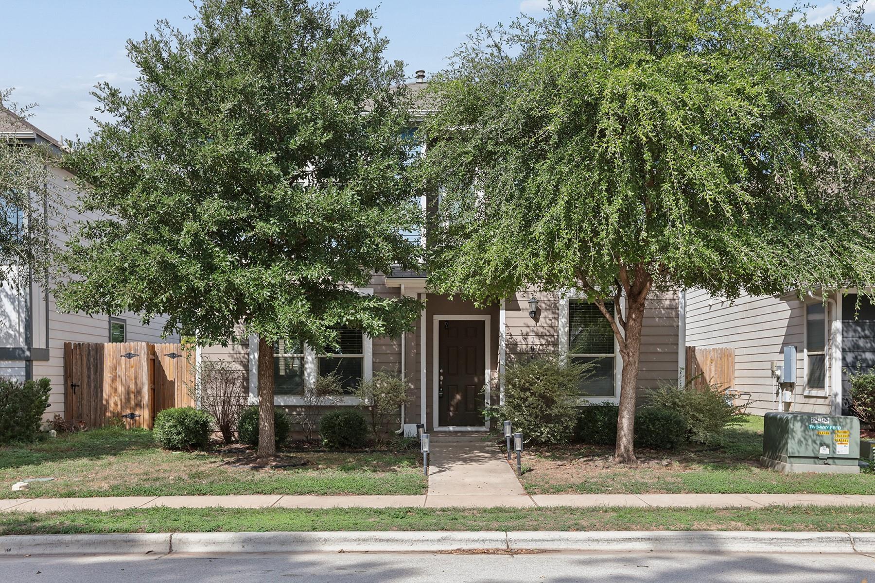 1704 Los Olivios WAY
