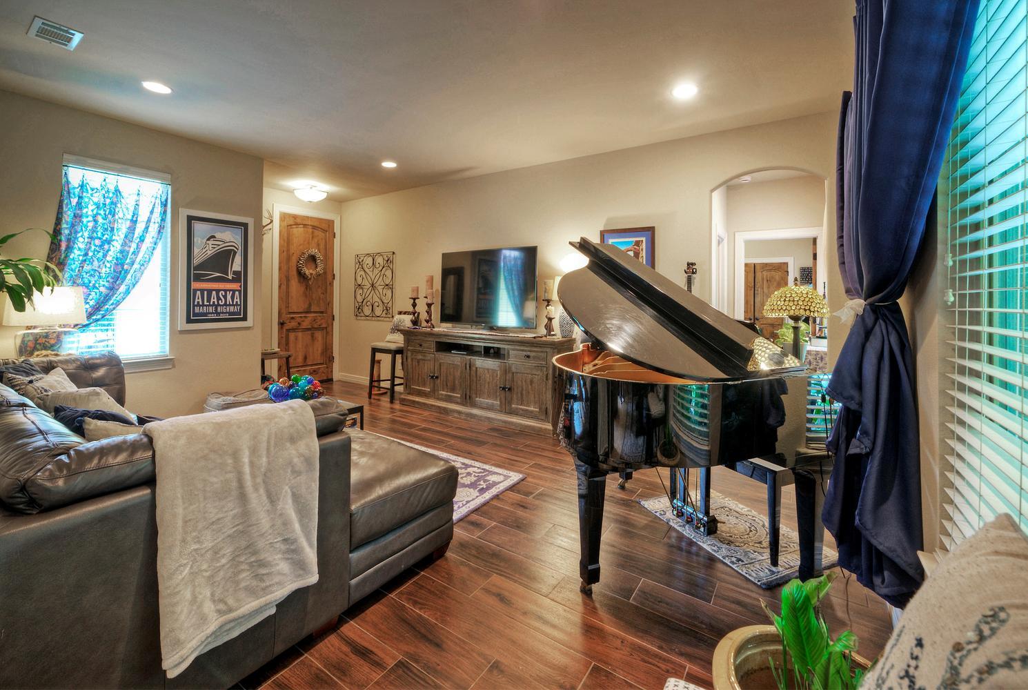 15705 Wildwood TRL
