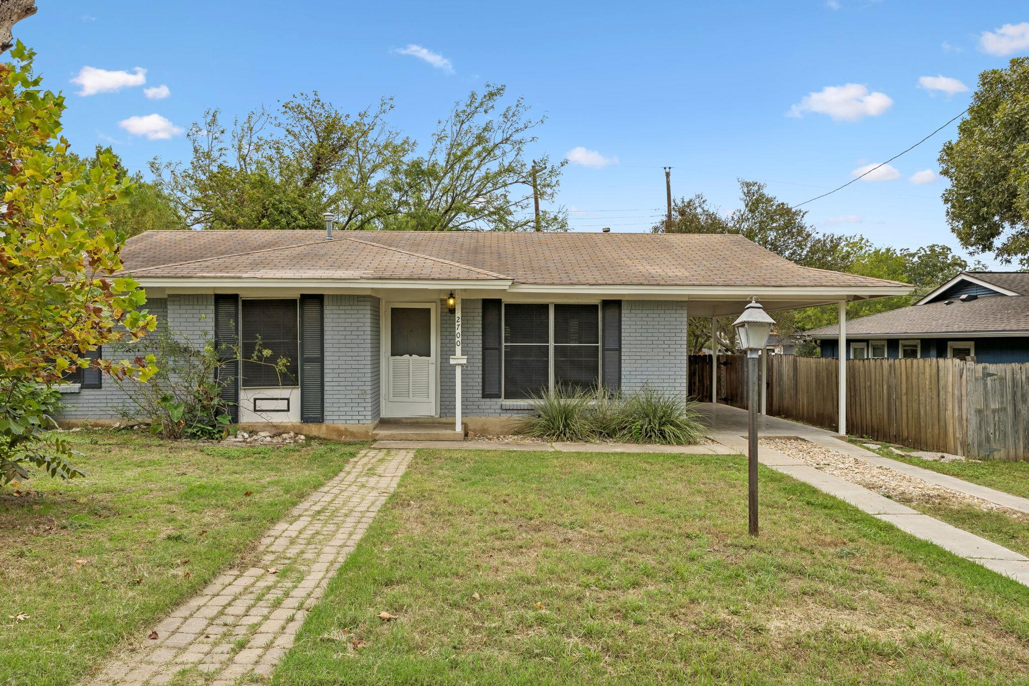 2700 East Side DR