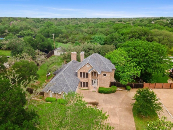 11115 Shady Hollow DR
