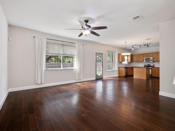 3704 Castle Rock DR