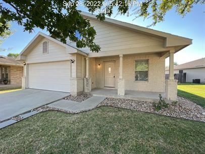 2408 Green Meadows LN