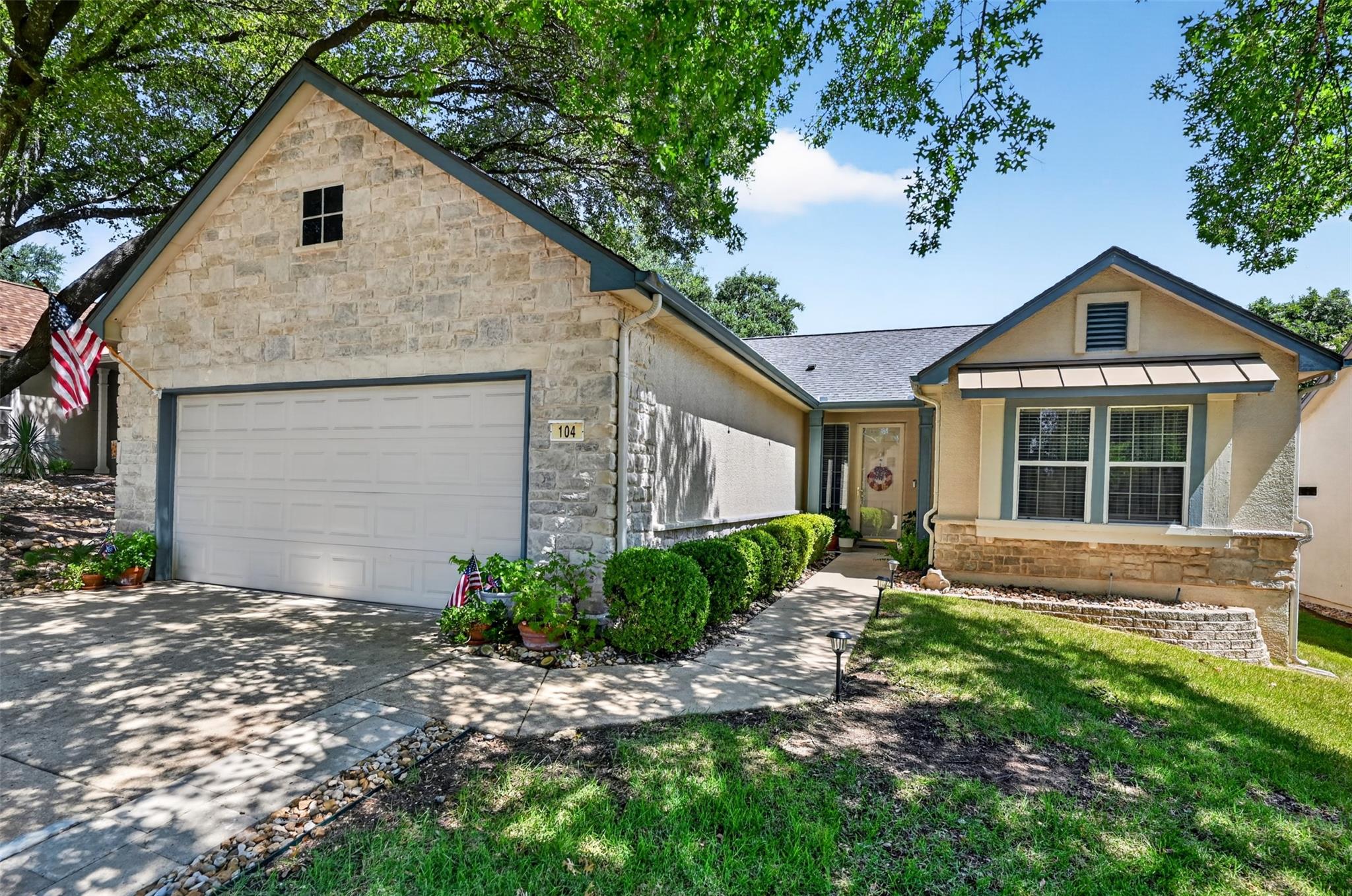 104 Purple Sage DR