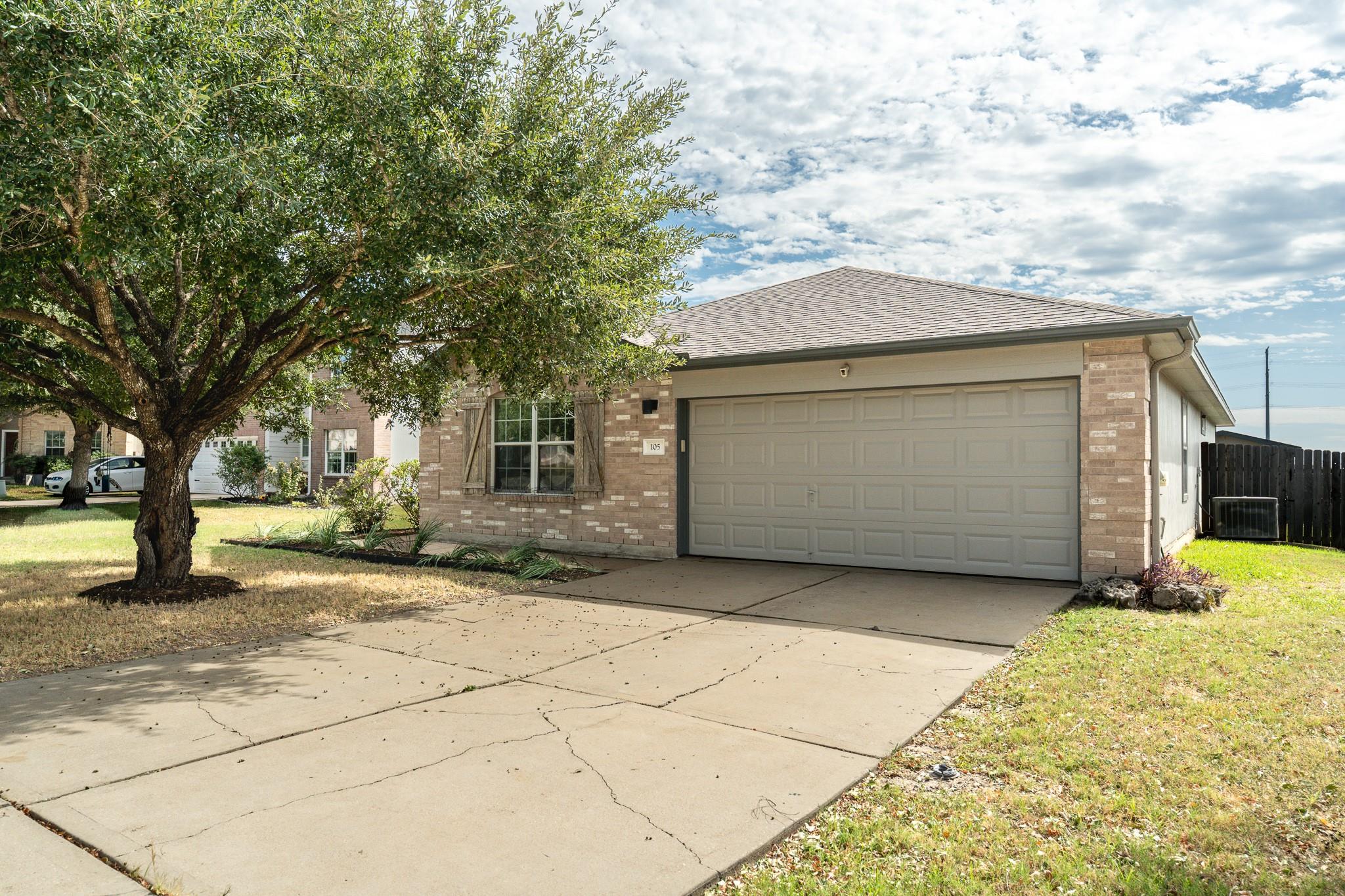 86884bba-c12e-4f53-96f2-88e31378a262 105 Sylvan ST