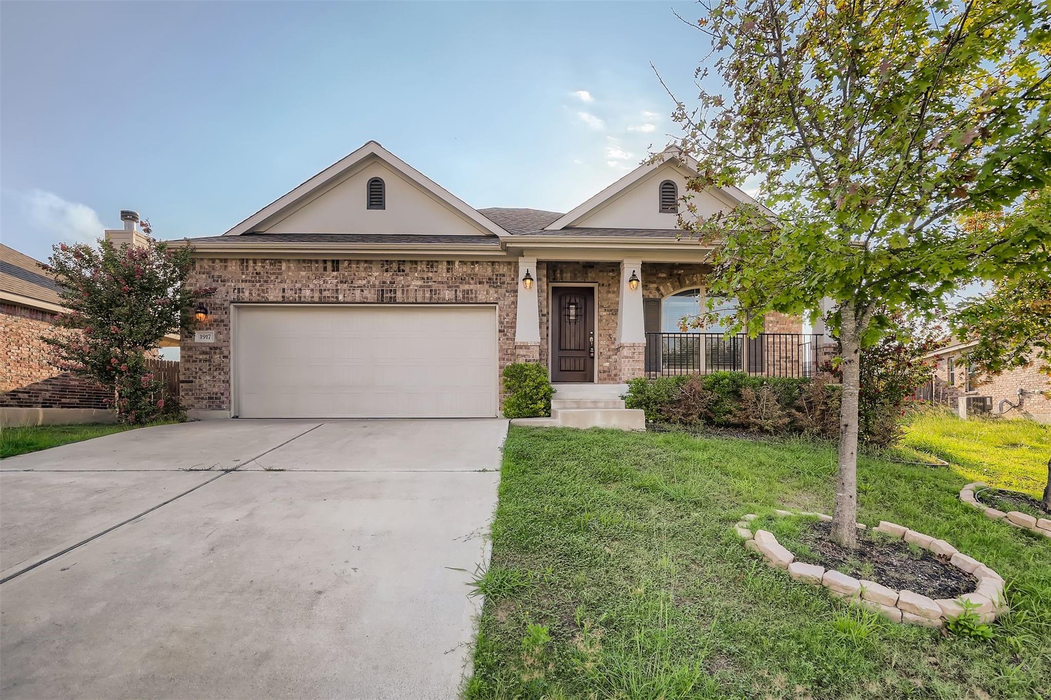 1917 Chimney DR