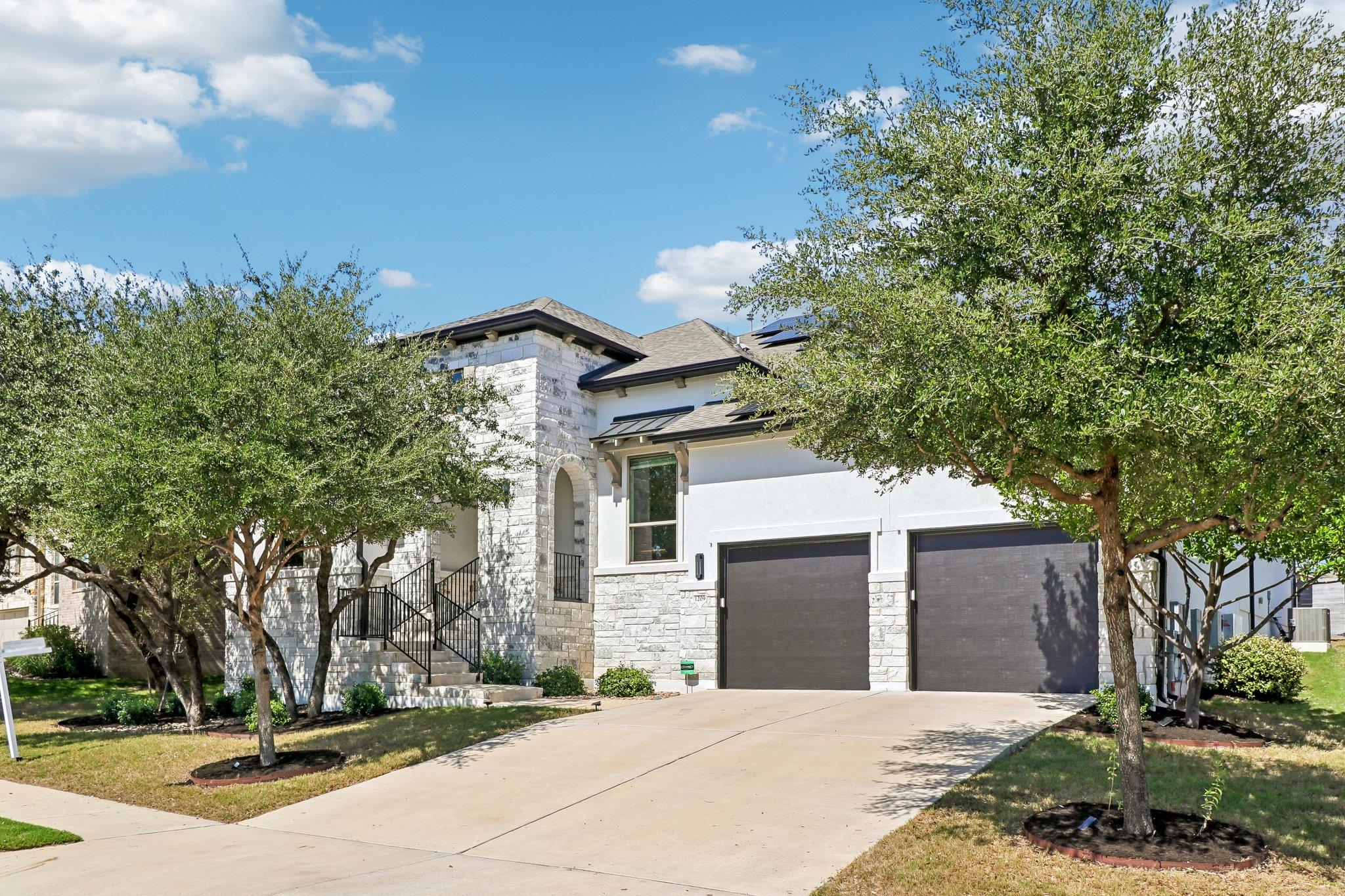 951ea117-3b33-4d28-bb24-215b4bc13794 1209 Moonlight Terrace DR