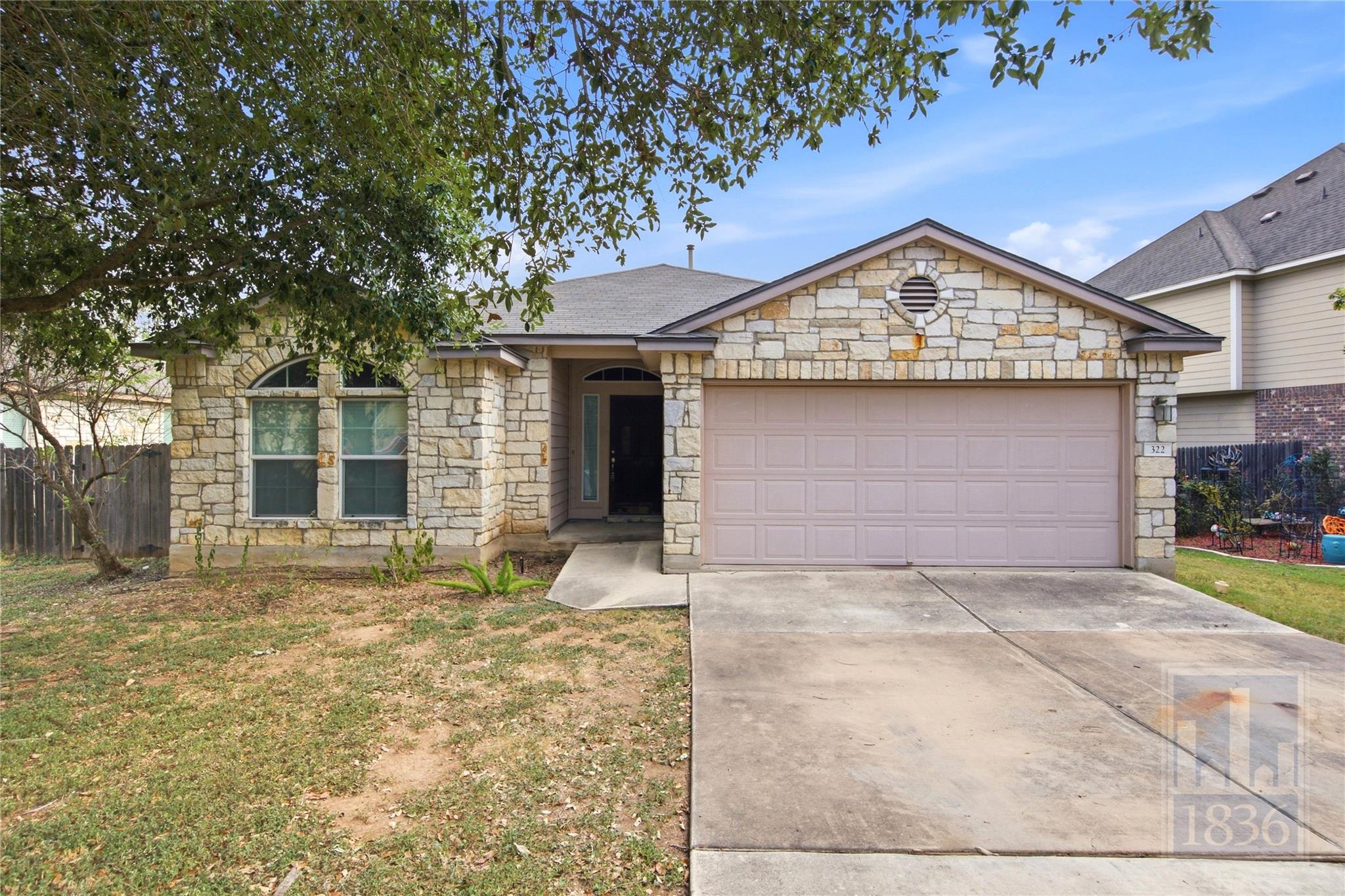 322 Fall DR