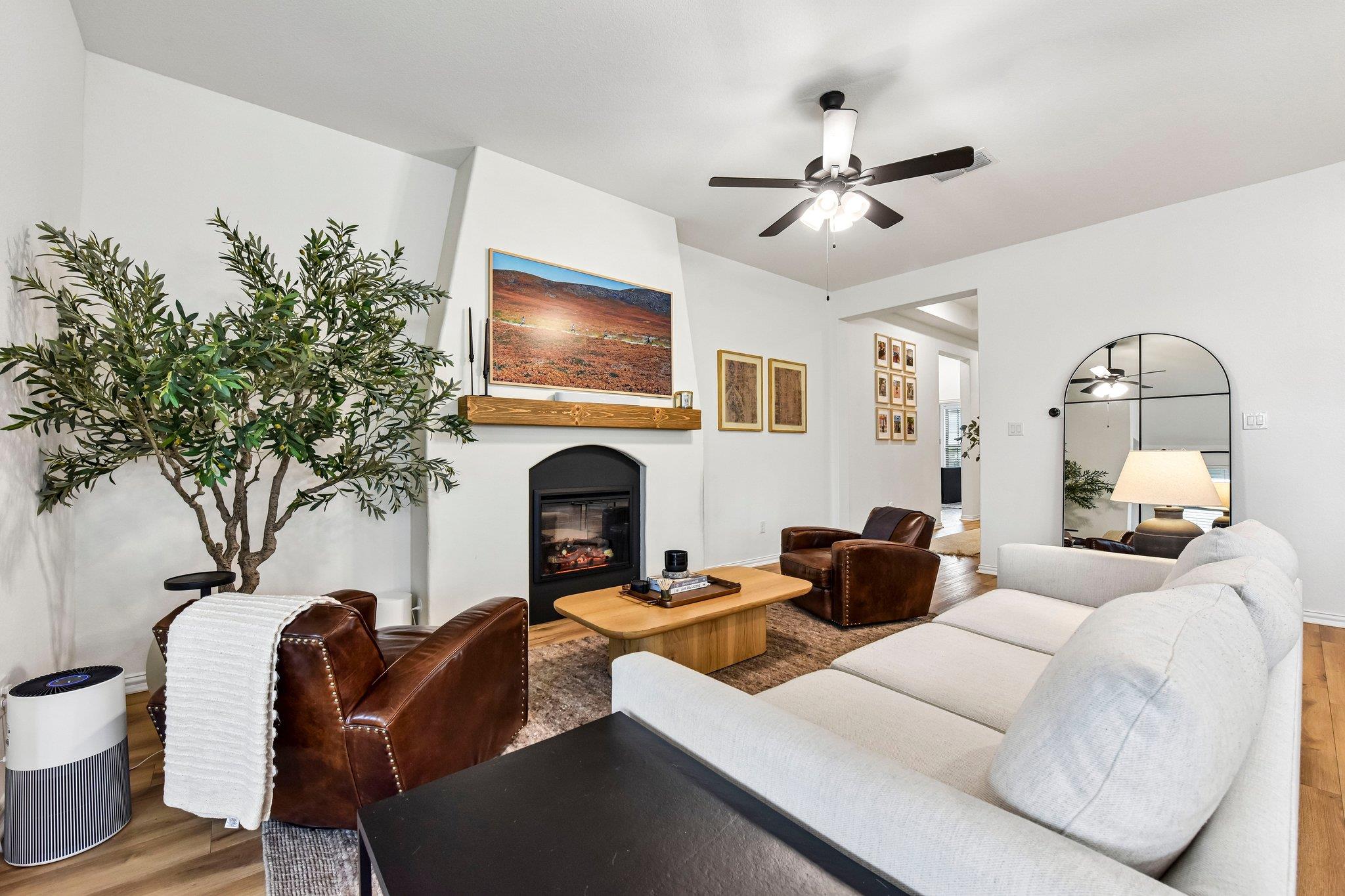 330 Bay Breeze DR