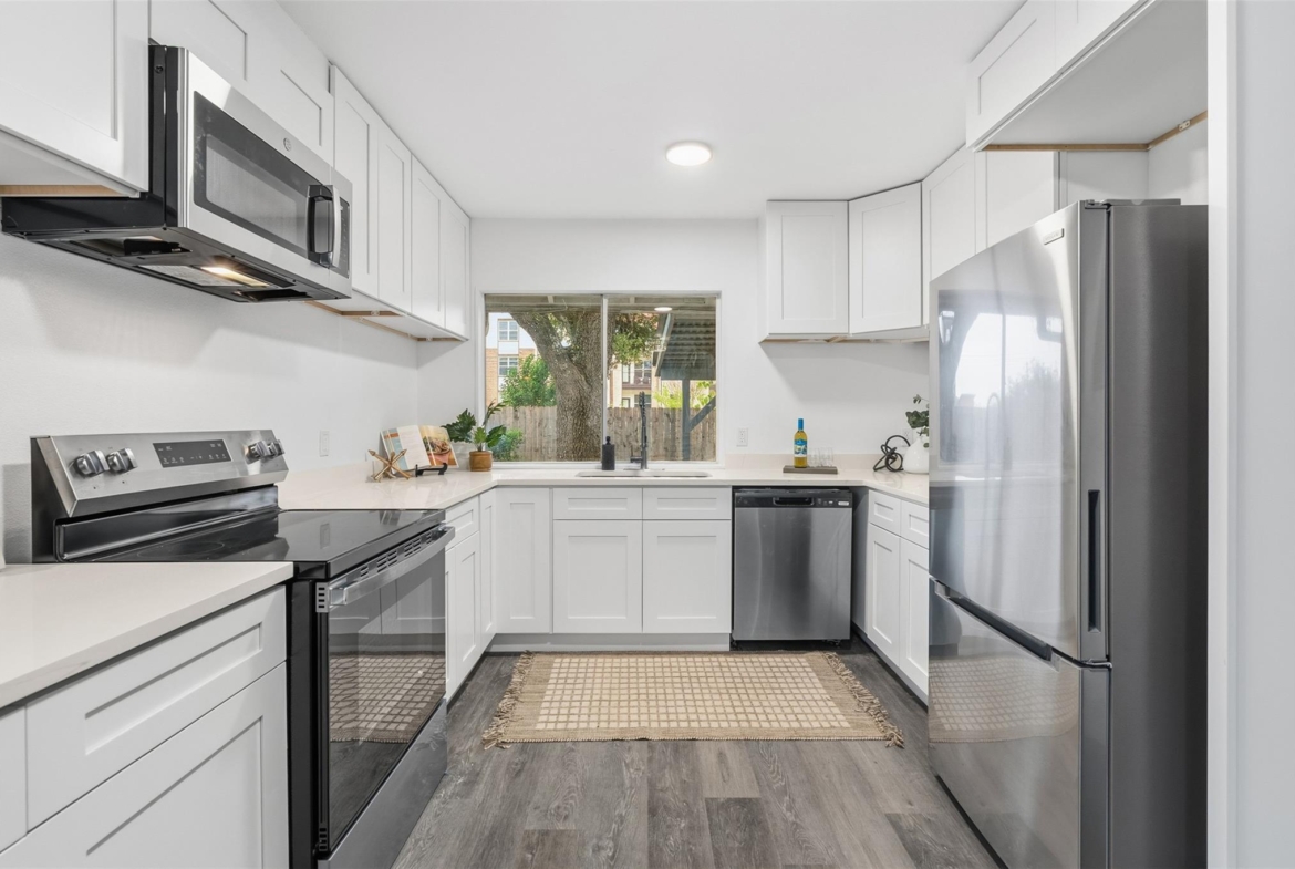 10205 Willfield DR