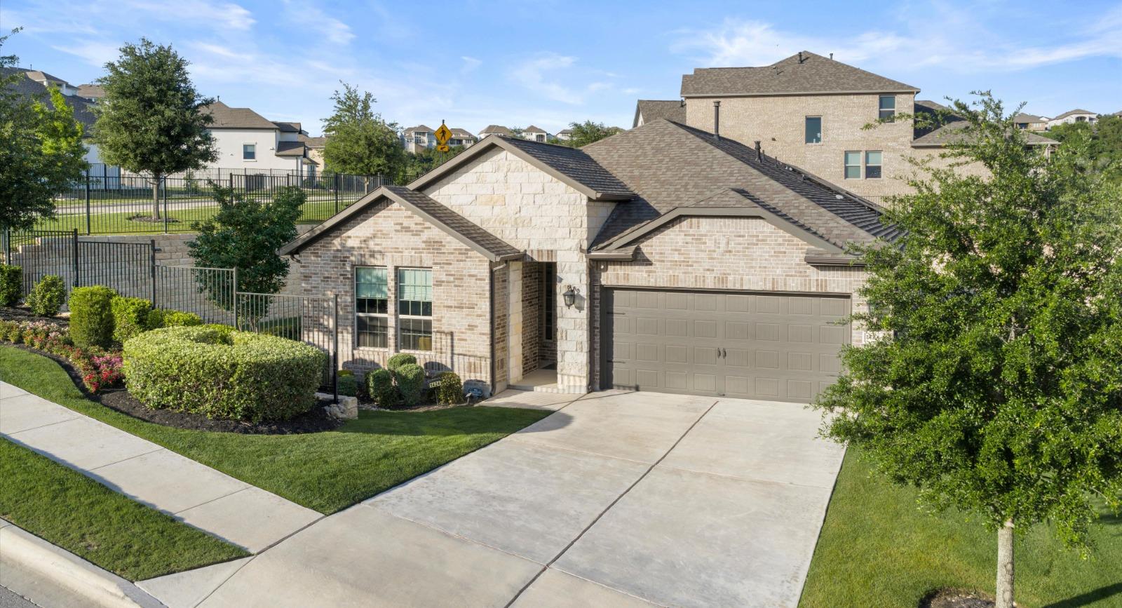 1424 Castalo LN