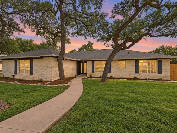 600 Meadow Oaks DR
