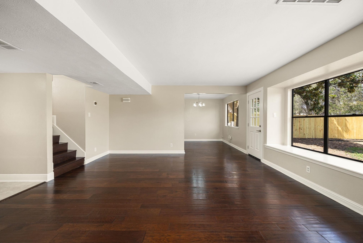 10408 Timbercrest LN