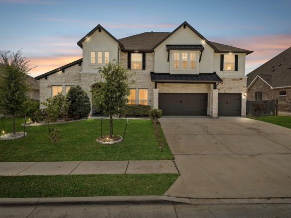 19808 Denison DR