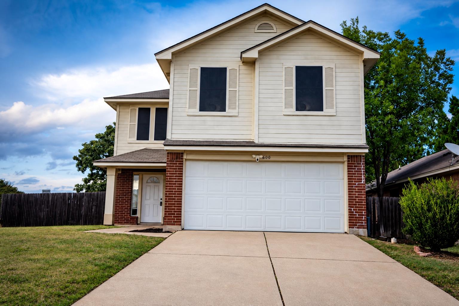 1600 Darley Arabian DR