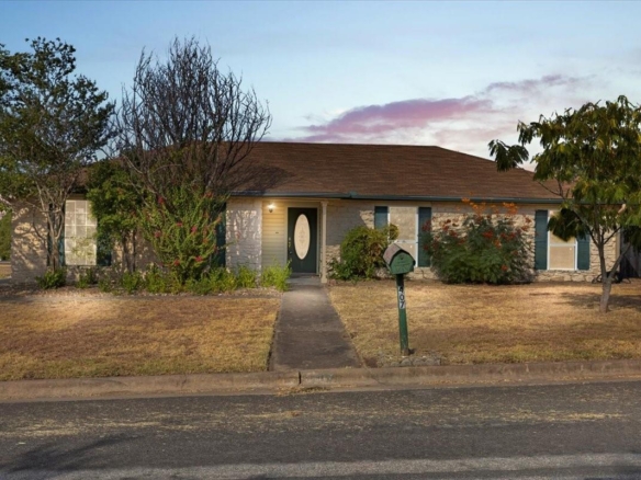 407 Mount Rushmore DR