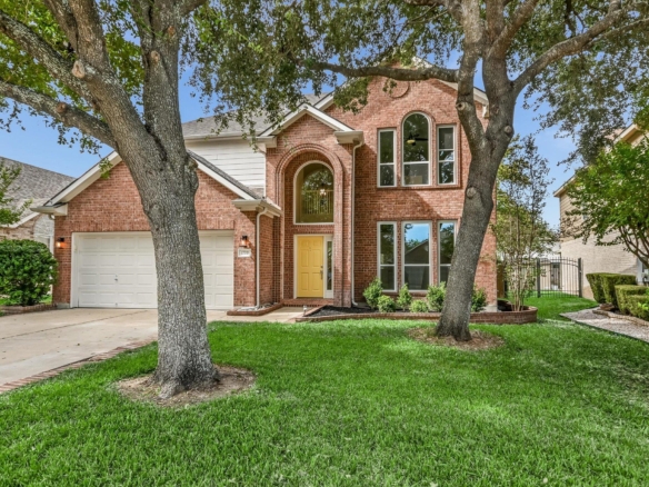 1722 Fallen Leaf LN