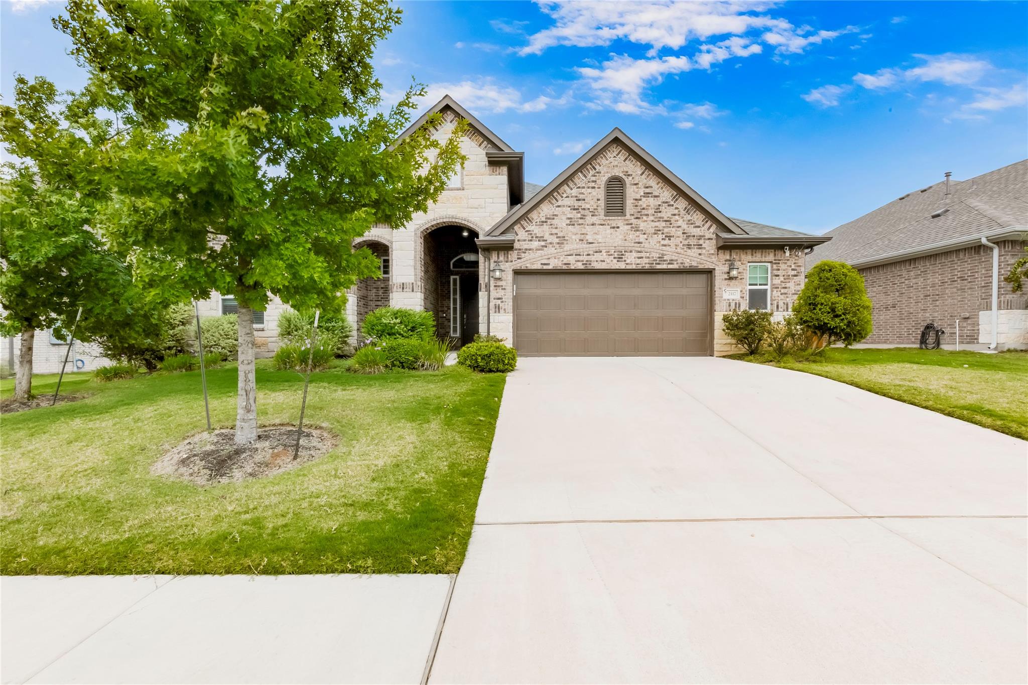 2117 Mar Vista LN