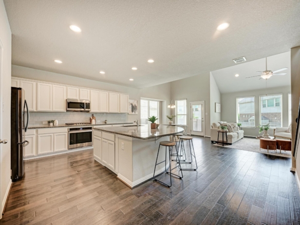 284 Everglade DR