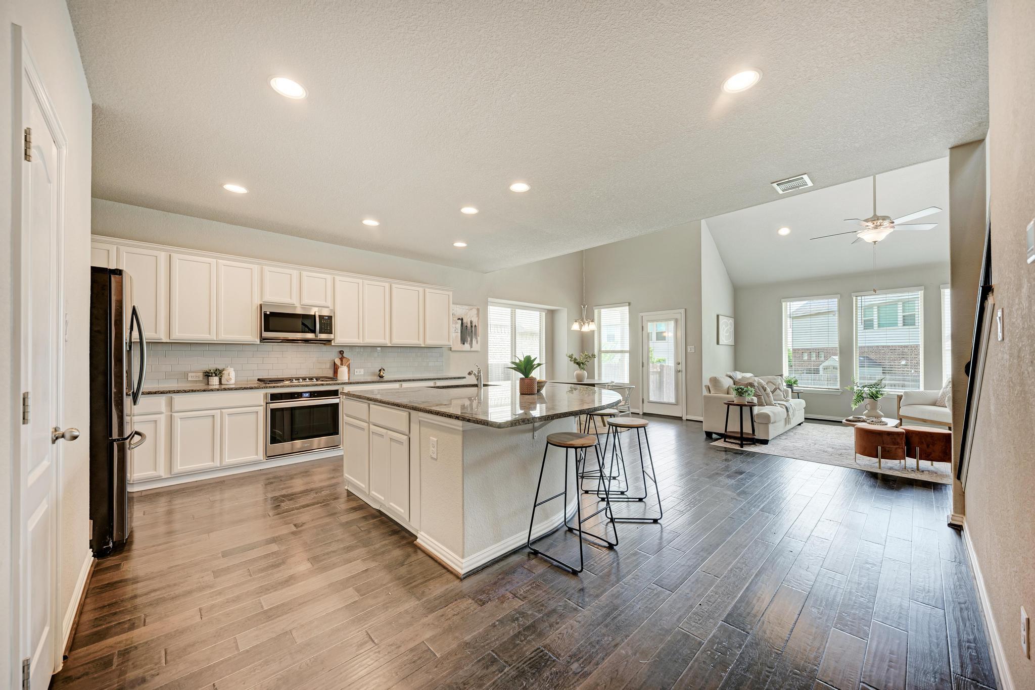 284 Everglade DR