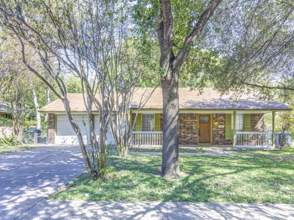 10209 Oak Hollow DR