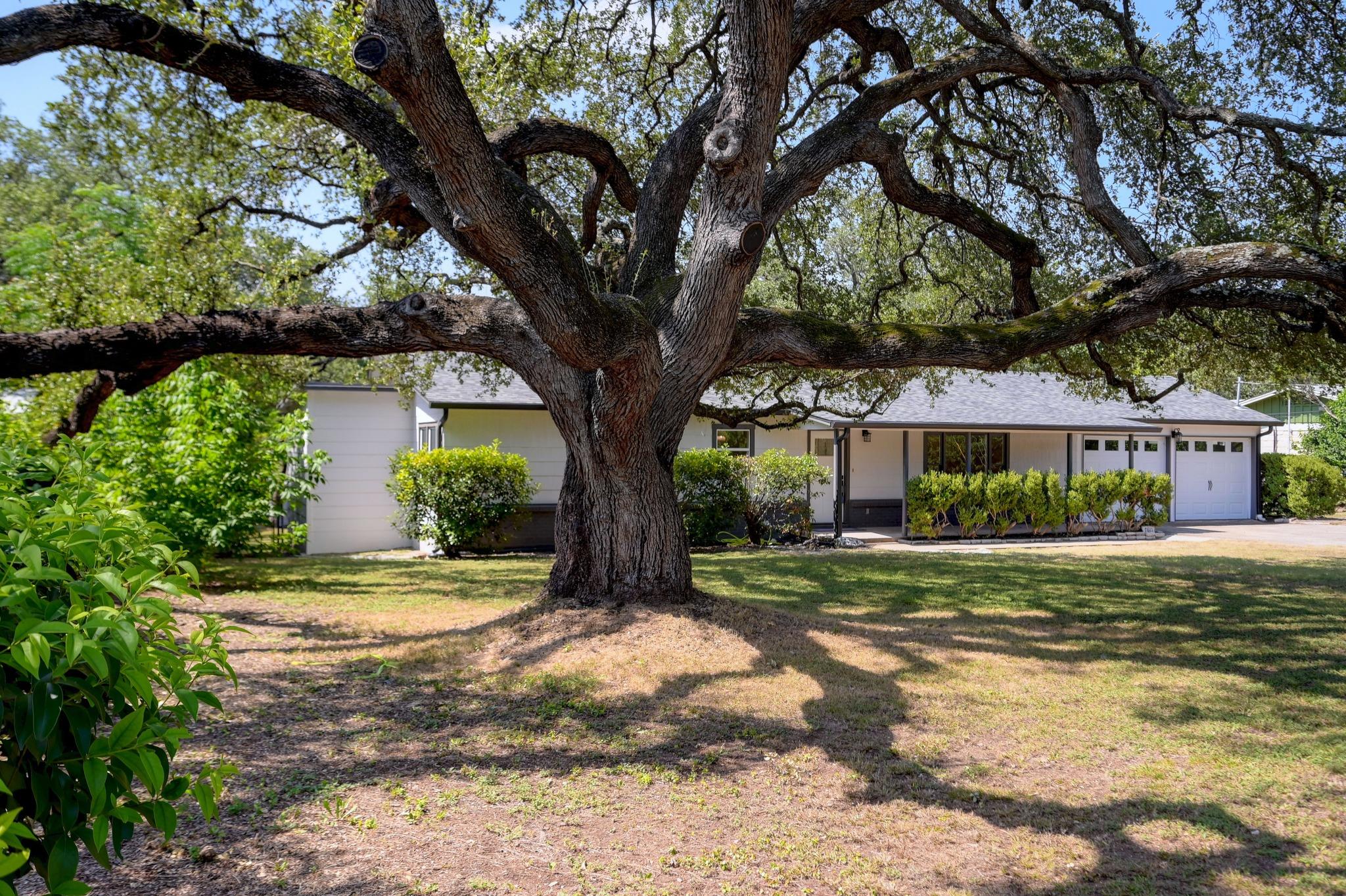 7611 Oak Hedge PL