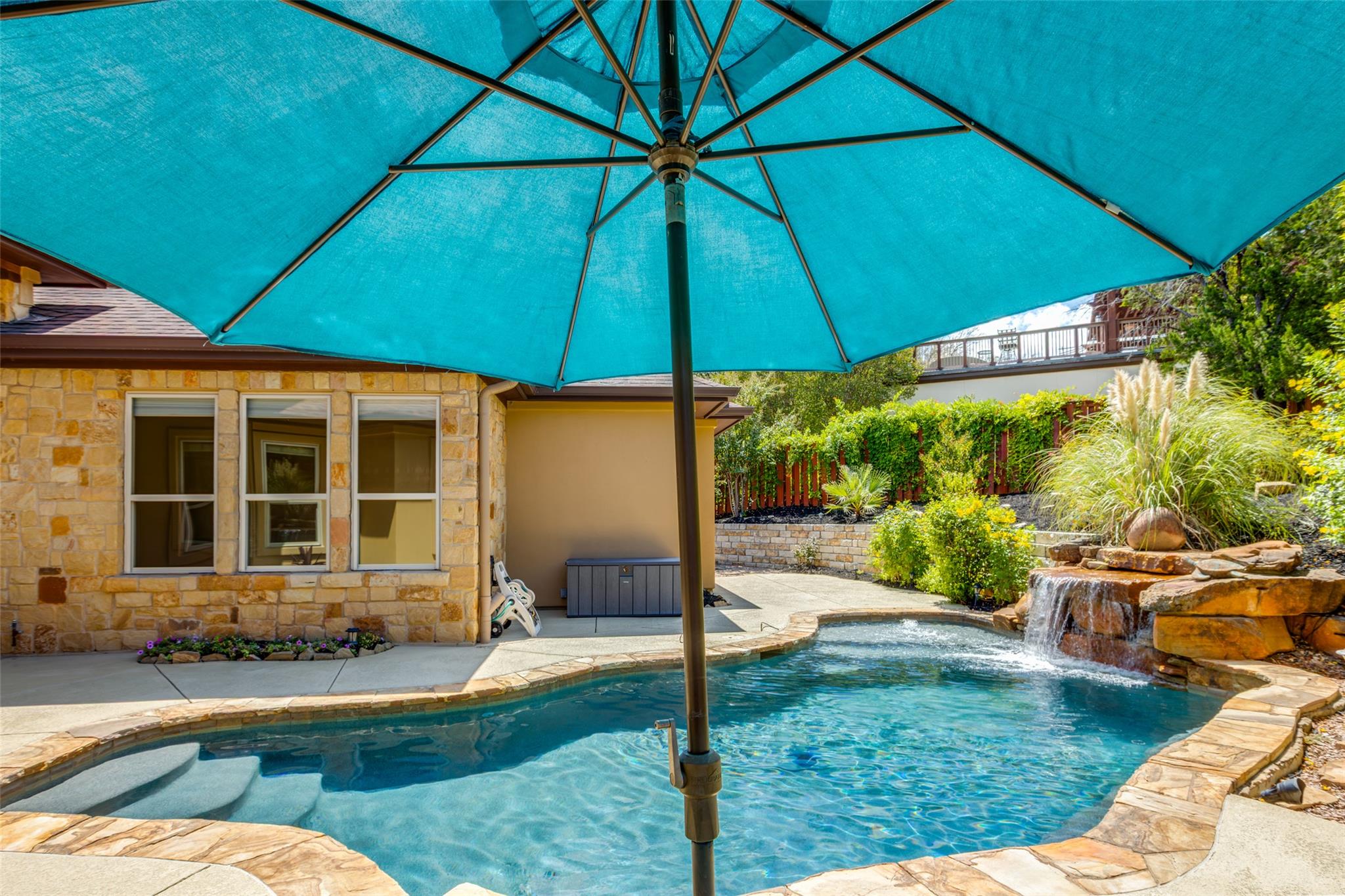c1fceeee-722a-4555-b720-0d4f3188f560 101 Indian Bend DR