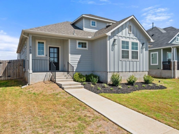 368 Banff DR