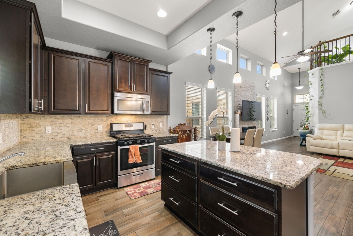 1401 Little Elm TRL # 215