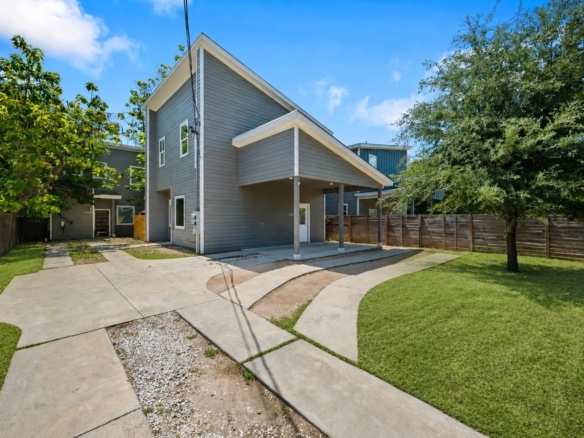 1003 Valdez ST # A