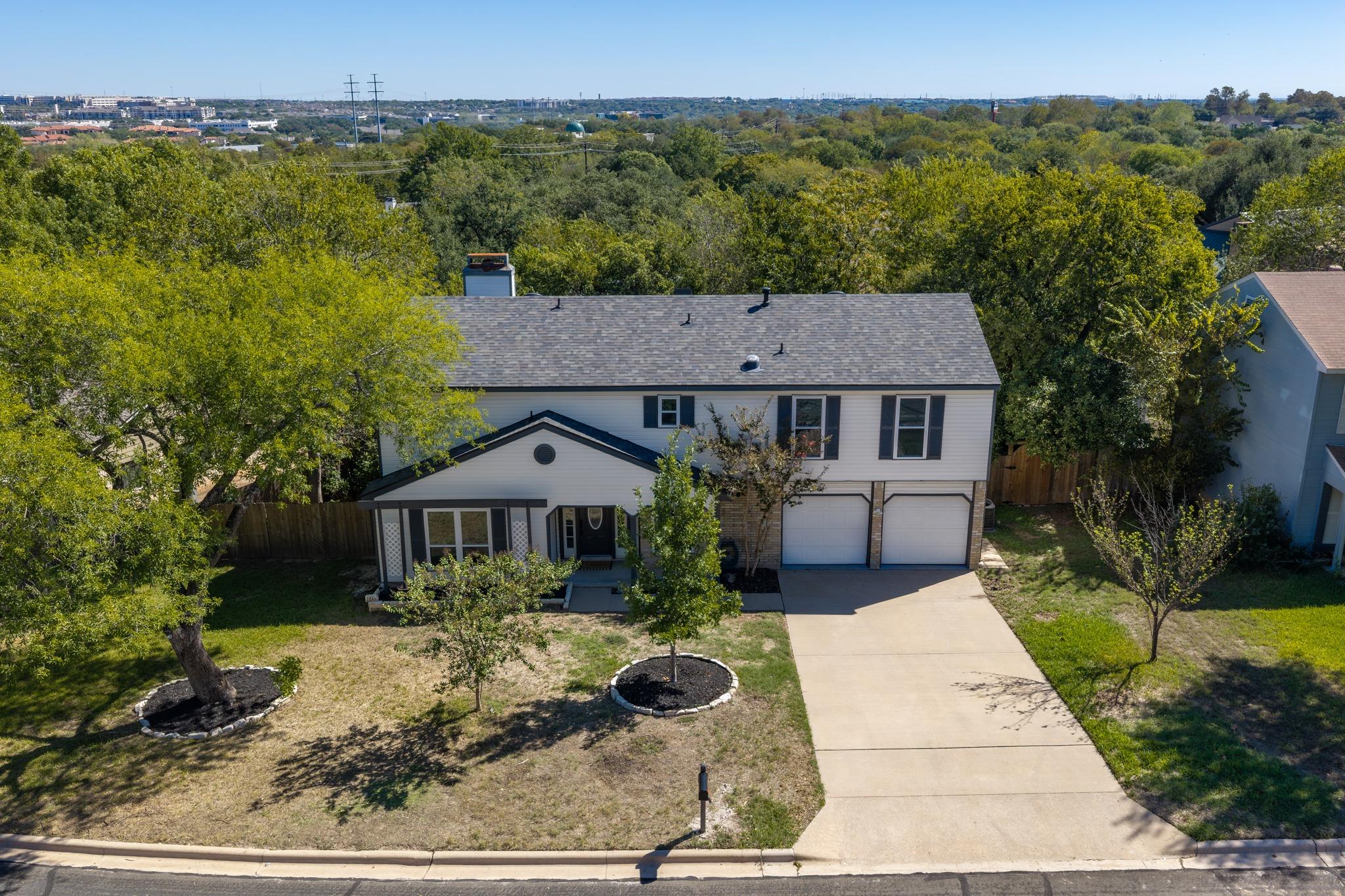 1100 Huntridge DR