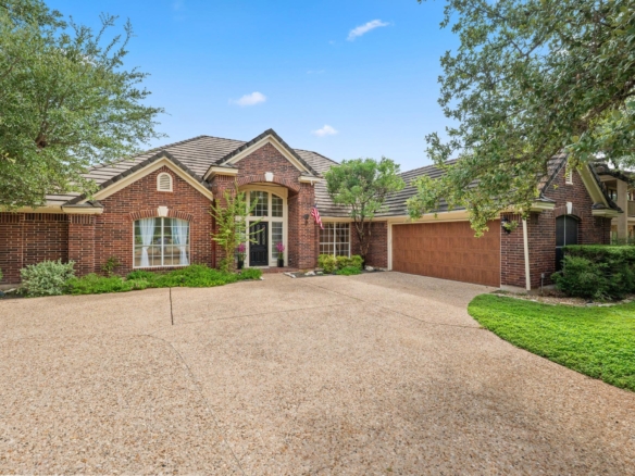 209 El Rio DR
