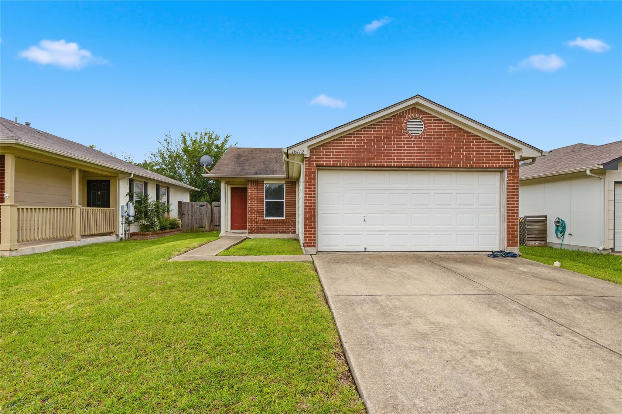 cc466868-7155-4236-b1c3-bcc578d8fa25 16112 Hamilton Point CIR