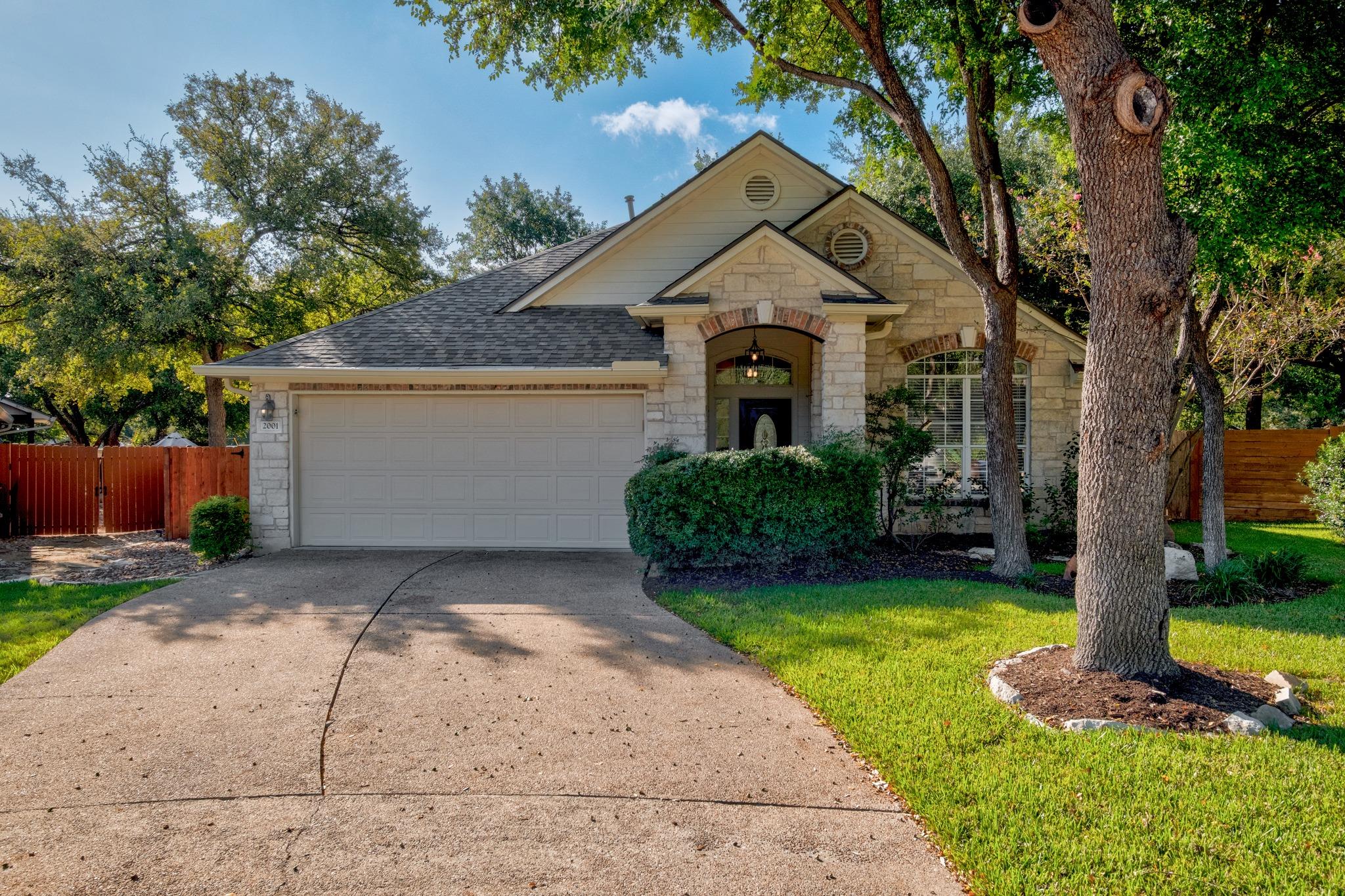 2001 Kimbrook DR