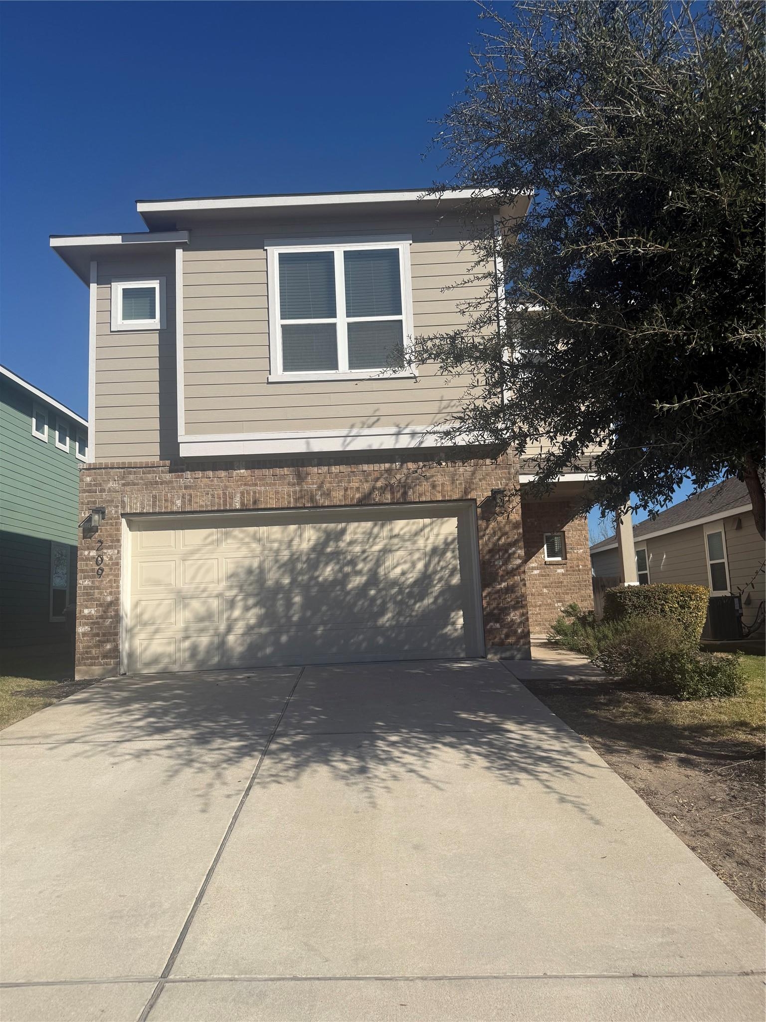 209 San Gabriel River RD