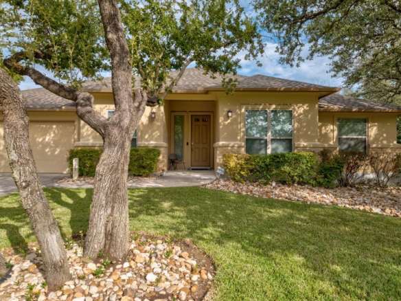 823 Lone Star DR
