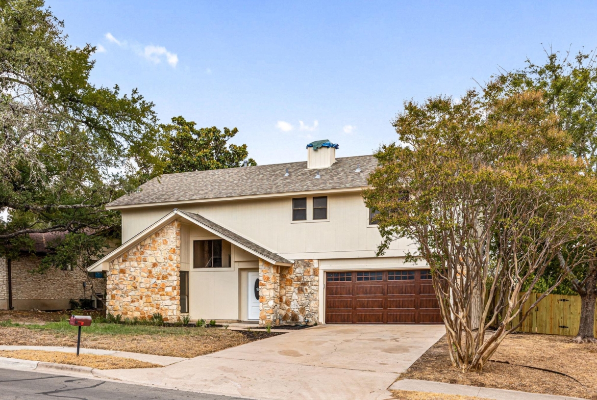 10408 Timbercrest LN