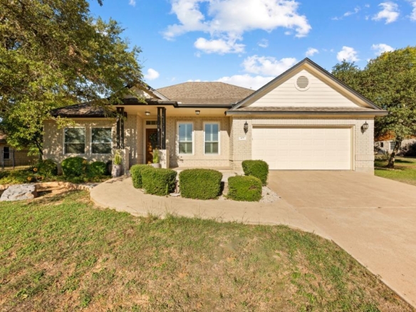 409 Shadywood LN