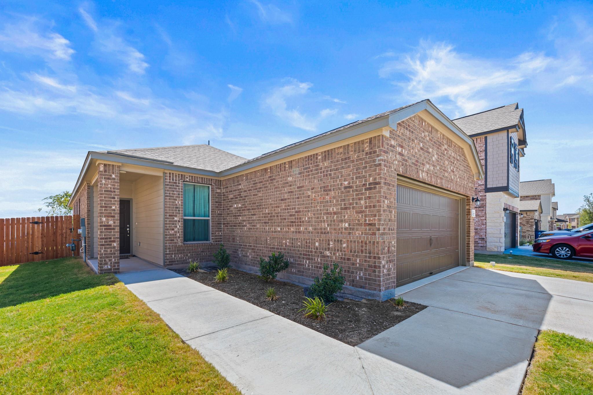 d4d24615-b767-4ff6-af32-53374c2bcaef 4027 Pinto LN