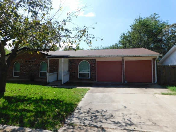 2613 Baxter DR