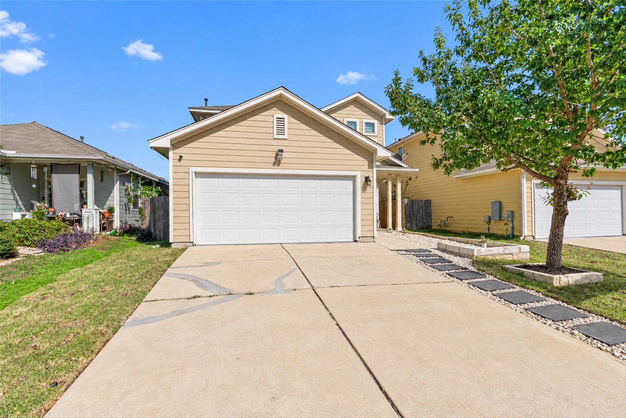d54fd85b-1566-41de-aaf0-1e642dc1ecd6 512 Twisted Oaks LN