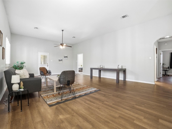 409 Austin Ave