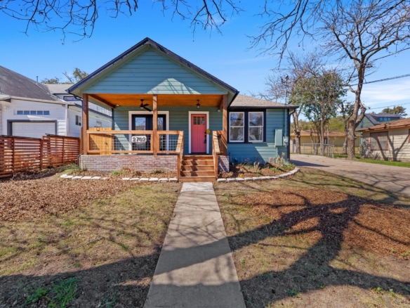 2702 2nd ST # 1 & 2