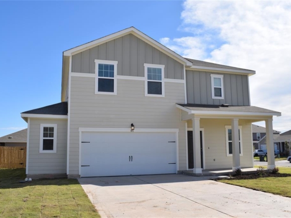 431 Robins Nest LN