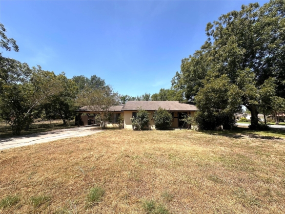 400 Sunbonnet DR