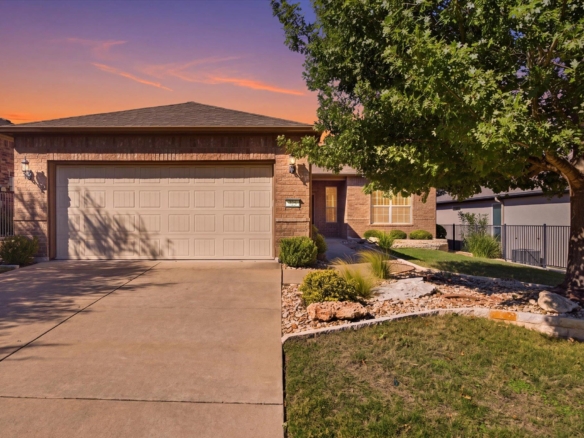 325 Bartlett Peak DR