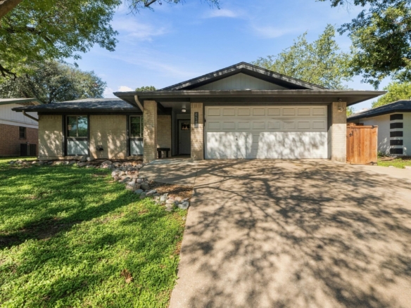 6504 Sunnysky WAY