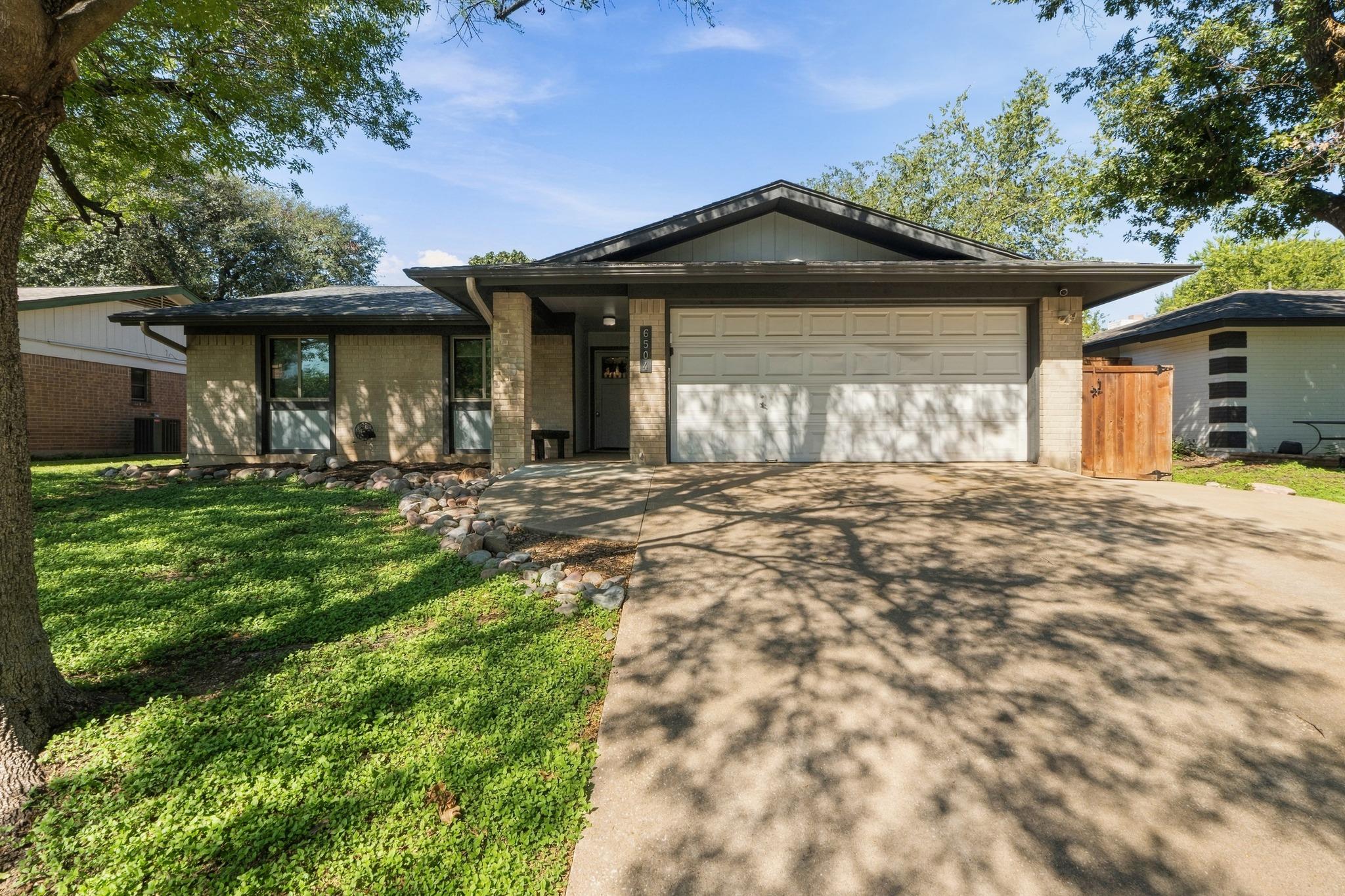 6504 Sunnysky WAY